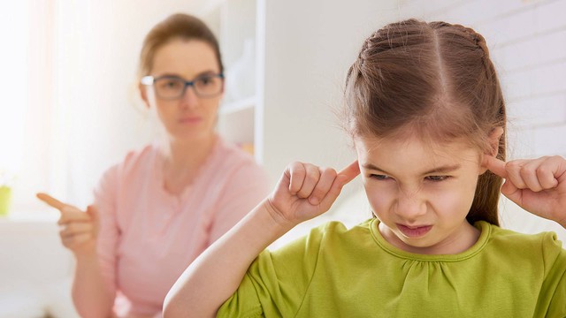 Nếu muốn con hạnh phúc và thành đạt: Cha mẹ đừng bao giờ nói 3 điều này với con - Ảnh 2.