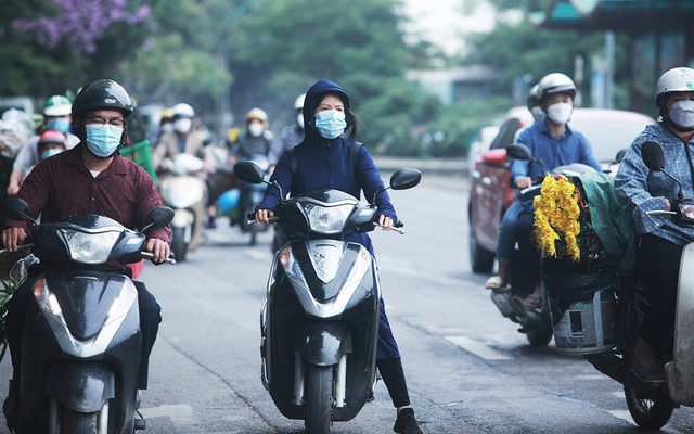 Tin mới nhất về khối không khí lạnh tăng cường sắp tràn về, gây mưa rét vào cuối tuần - Ảnh 2. Tin mới nhất về khối không khí lạnh tăng cường sắp tràn về, gây mưa rét vào cuối tuần - Ảnh 2.