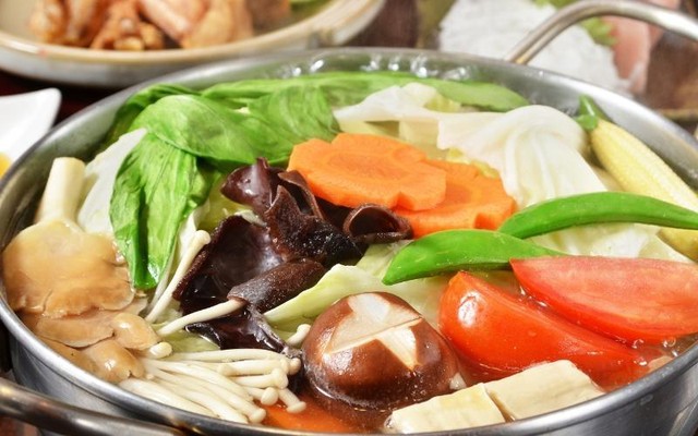 Sai lầm khi ăn lẩu khiến mỡ máu tăng vọt, trước khi ăn cần biết điều này - Ảnh 2. Sai lầm khi ăn lẩu khiến mỡ máu tăng vọt, trước khi ăn cần biết điều này - Ảnh 2.