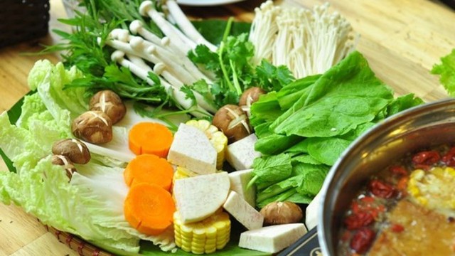 Sai lầm khi ăn lẩu khiến mỡ máu tăng vọt, trước khi ăn cần biết điều này - Ảnh 3. Sai lầm khi ăn lẩu khiến mỡ máu tăng vọt, trước khi ăn cần biết điều này - Ảnh 3.