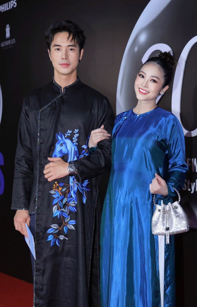 MC Thùy Linh lộ diện xinh đẹp trong thai kỳ, sắc vóc khiến fan xuýt xoa - Ảnh 3. MC Thùy Linh lộ diện xinh đẹp trong thai kỳ, sắc vóc khiến fan xuýt xoa - Ảnh 3.