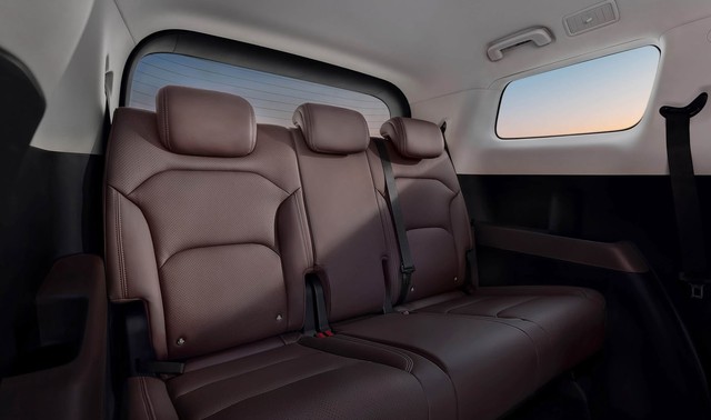 MPV 7 chỗ giá 260 triệu đồng: Lựa chọn rộng rãi và hiện đại cho gia đình - Ảnh 4. MPV 7 chỗ giá 260 triệu đồng: Lựa chọn rộng rãi và hiện đại cho gia đình - Ảnh 4.