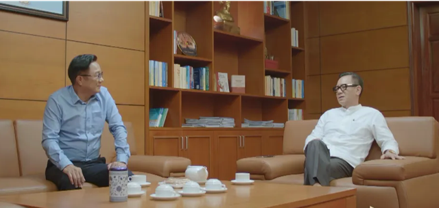 Phó viện trưởng Hằng Thu phát hiện chồng đang nguy kịch - Ảnh 3.