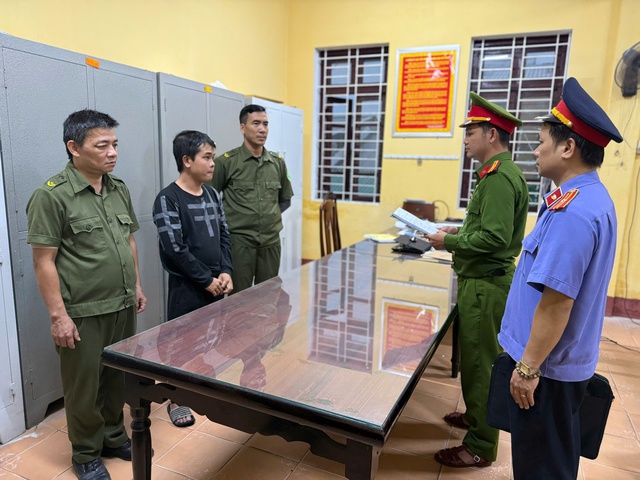 Bắt đối tượng chiếm đoạt dây chuyền vàng của học sinh lớp 1 - Ảnh 1. Bắt đối tượng chiếm đoạt dây chuyền vàng của học sinh lớp 1 - Ảnh 1.