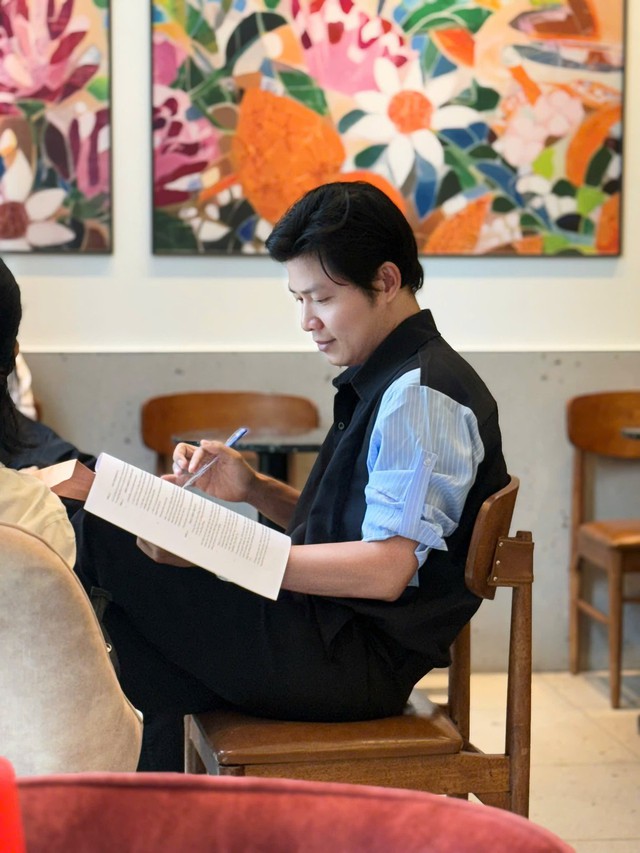 Nhạc sĩ Nguyễn Văn Chung có tin vui ở tuổi 42 - Ảnh 2. Nhạc sĩ Nguyễn Văn Chung có tin vui ở tuổi 42 - Ảnh 2.