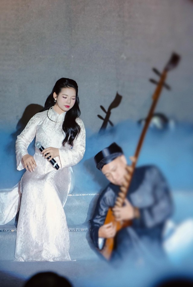 Con gái Thanh Thanh Hiền 21 tuổi có nhan sắc nữ tính  - Ảnh 3.