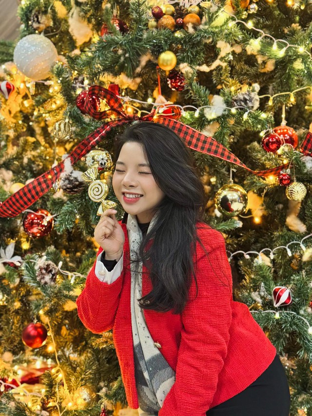 Con gái Thanh Thanh Hiền 21 tuổi có nhan sắc nữ tính  - Ảnh 6.