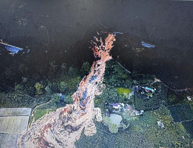 Tin sáng 24/11: Bộ Công an cảnh báo tin giả AI dựng cảnh kêu cứu, thổi phồng thiệt hại mưa lũ; Hà Nội rét đậm, nhiệt độ thấp nhất 13-15 độ C - Ảnh 3.