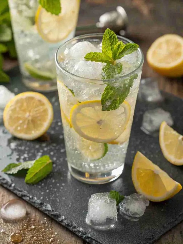 ice-water-hack-recipe-for-weight-loss-refresh-your-body-and-burn-calories-17639723528271050684240.jpeg