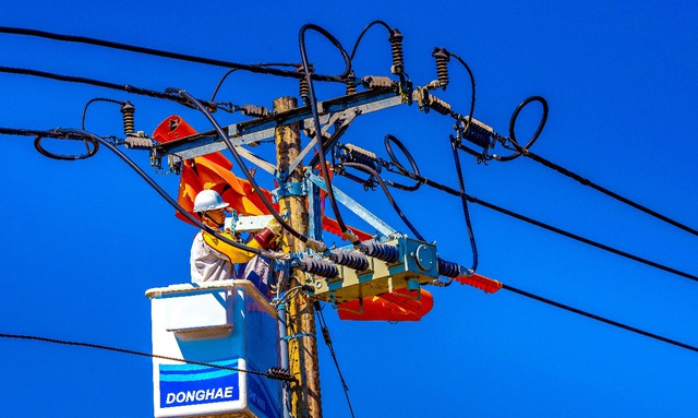 Lịch cúp điện Tây Ninh từ ngày 25-30/11/2025: Nhiều khách hàng 10 tiếng/ngày không có điện để dùng - Ảnh 1. Lịch cúp điện Tây Ninh từ ngày 25-30/11/2025: Nhiều khách hàng 10 tiếng/ngày không có điện để dùng - Ảnh 1.