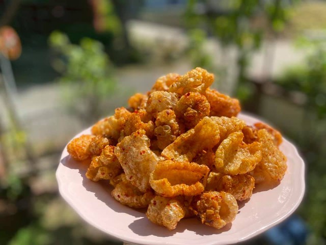 Món ngon ngày lạnh: Cách làm sạch để bì lợn không còn bị hôi và gợi ý 2 món ngon ấm bụng dễ làm - Ảnh 5.