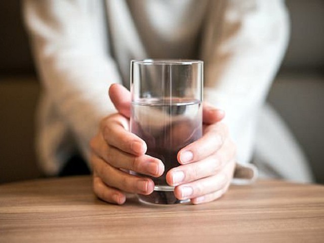 6 thời điểm cơ thể cần nước nhất: Bổ sung nước đúng cách để giảm cân hiệu quả - Ảnh 2.