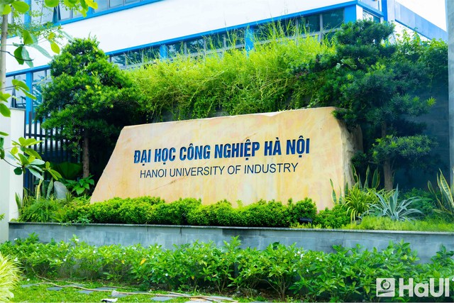 Từ 'Trường' thành 'Đại học': Bước ngoặt nâng tầm vị thế của ngôi trường 127 năm tuổi - Ảnh 1. Từ 'Trường' thành 'Đại học': Bước ngoặt nâng tầm vị thế của ngôi trường 127 năm tuổi - Ảnh 1.