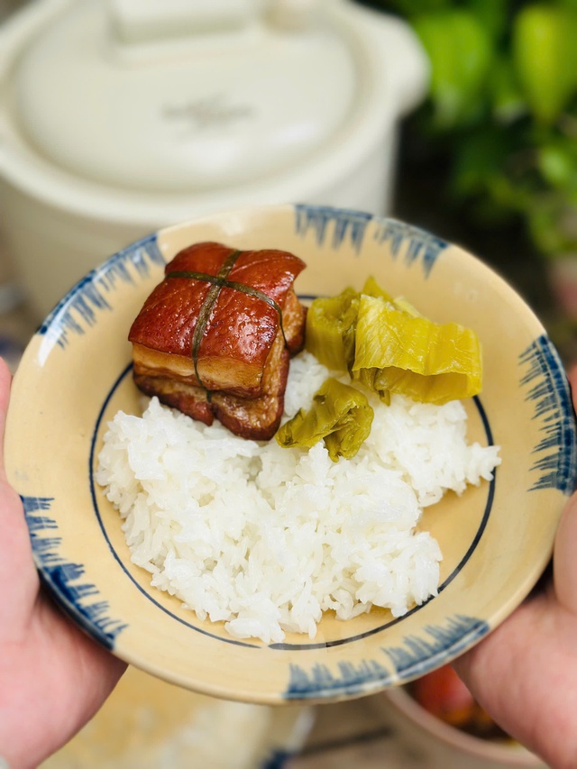 Món ngon ngày lạnh: Cách làm thịt kho Đông Pha mềm béo , thơm lừng - Ảnh 10.