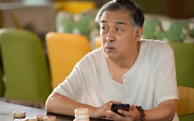 3 'vòng tròn' nguy hiểm cần tránh sau nghỉ hưu: Đừng để tiền hưu trở thành 'mồi ngon' cho kẻ khác! - Ảnh 2.