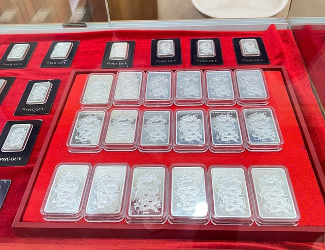 Giá bạc hôm nay 27 / 11: Thị trường quốc tế tăng mạnh , giá bạc trong nước cũng theo đà - Ảnh 1. Giá bạc hôm nay 27 / 11: Thị trường quốc tế tăng mạnh , giá bạc trong nước cũng theo đà - Ảnh 1.