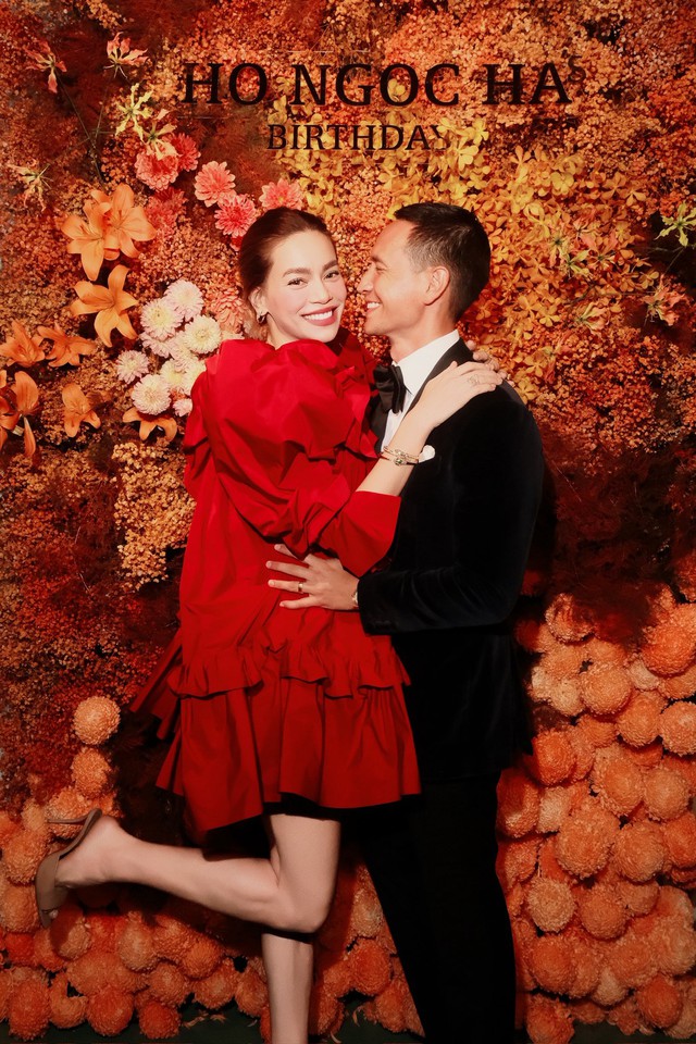 Sinh nhật Hồ Ngọc Hà tuổi 41, Kim Lý gửi gắm những lời 'mật ngọt' - Ảnh 2. Sinh nhật Hồ Ngọc Hà tuổi 41, Kim Lý gửi gắm những lời 'mật ngọt' - Ảnh 2.