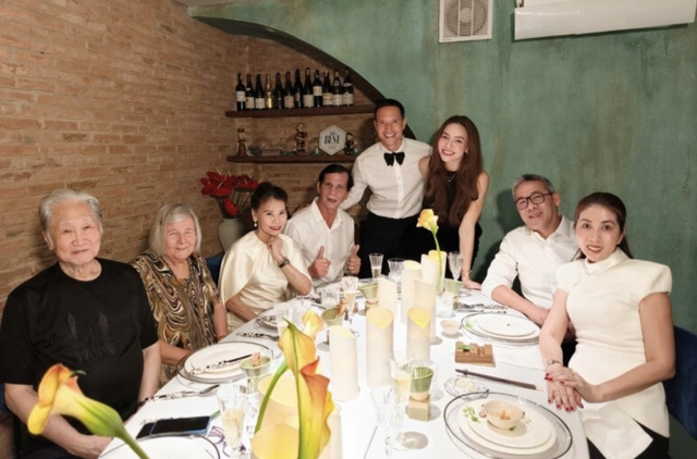 Bố mẹ chồng Hồ Ngọc Hà từ thụy điển về mừng sinh nhật con dâu - Ảnh 3.