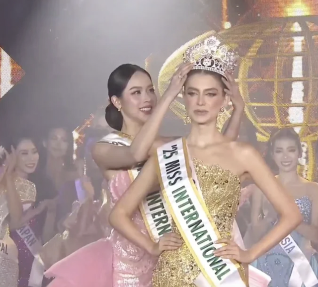 Catalina Duque đăng quang Miss International 2025 tại Tokyo đầy ấn tượng - Ảnh 2.