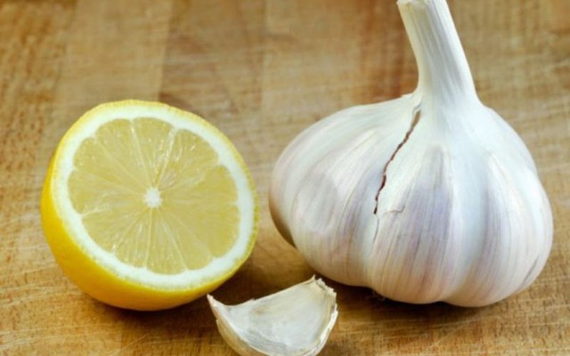 Kết hợp quả chanh với tỏi có khả năng xua đuổi tà khí và ngăn ngừa năng lượng xấu xâm nhập - Ảnh 3.