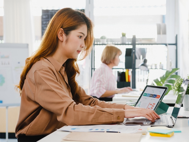 5 hành vi đẩy nhanh quá trình lão hóa: Thức khuya chỉ xếp thứ ba, hành vi thứ nhất nhiều người mắc phải - Ảnh 3. 5 hành vi đẩy nhanh quá trình lão hóa: Thức khuya chỉ xếp thứ ba, hành vi thứ nhất nhiều người mắc phải - Ảnh 3.