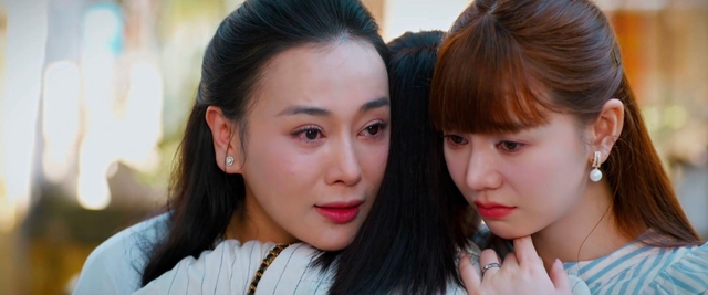 Diễn viên Phương Oanh và phim Cách em 1 milimet chiếm lĩnh bảng xếp hạng VTV - Ảnh 2. Diễn viên Phương Oanh và phim Cách em 1 milimet chiếm lĩnh bảng xếp hạng VTV - Ảnh 2.