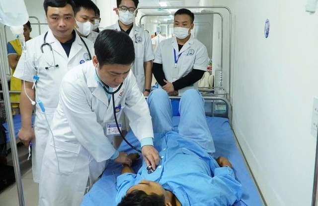 Người đàn ông 46 tuổi ở Thái Nguyên bất ngờ suy thận sau mưa lũ và dấu hiệu cảnh báo - Ảnh 1. Người đàn ông 46 tuổi ở Thái Nguyên bất ngờ suy thận sau mưa lũ và dấu hiệu cảnh báo - Ảnh 1.