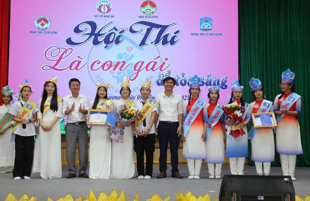 Hội thi là con gái để tỏa sáng: Nâng cao nhận thức về dân số và phát triển - Ảnh 8. Hội thi là con gái để tỏa sáng: Nâng cao nhận thức về dân số và phát triển - Ảnh 8.