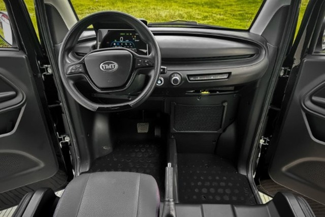 Xe ô tô giá siêu rẻ sắp bán ở Việt Nam: Thách thức xe máy Honda SH - Ảnh 4.