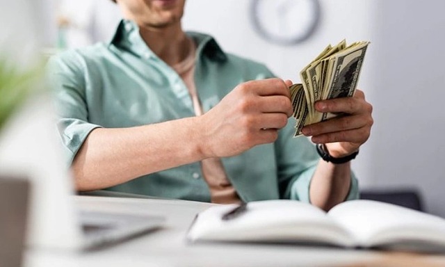 Ba 'điểm vàng' quyết định ví tiền của bạn dày hay mỏng - Ảnh 1.