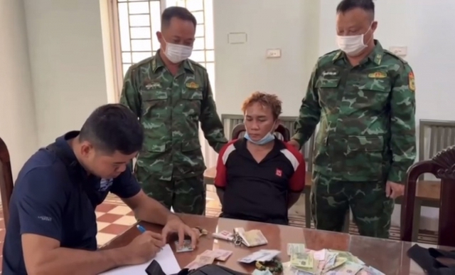 Tin sáng 11/12: Miền Bắc nhiều nơi rét đậm, rét hại; che biển số để né camera, hàng loạt tài xế bị xử phạt - Ảnh 5. Tin sáng 11/12: Miền Bắc nhiều nơi rét đậm, rét hại; che biển số để né camera, hàng loạt tài xế bị xử phạt - Ảnh 5.