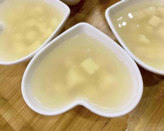 Xù xì bên ngoài nhưng củ này “quý như sâm”, tốt cho đường huyết, chế biến được nhiều món ngon ngày lạnh - Ảnh 4. Xù xì bên ngoài nhưng củ này “quý như sâm”, tốt cho đường huyết, chế biến được nhiều món ngon ngày lạnh - Ảnh 4.