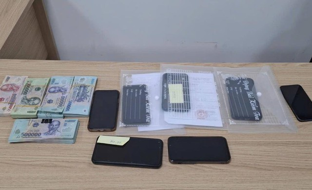 Bóc gỡ đường dây cá độ bóng đá qua mạng quy mô hơn 400 tỷ đồng ở Đà Nẵng - Ảnh 2. Bóc gỡ đường dây cá độ bóng đá qua mạng quy mô hơn 400 tỷ đồng ở Đà Nẵng - Ảnh 2.