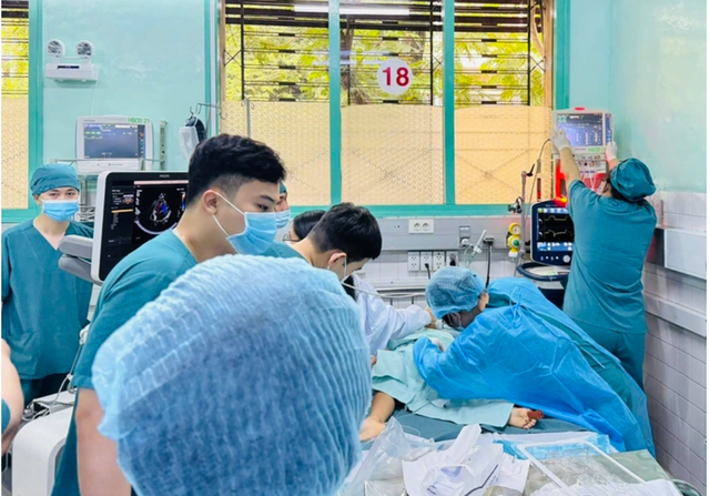 Tin sáng 14/12: Những trường hợp nào sẽ bị thu hồi thẻ căn cước từ 1/7/2026? Hà Nội chi trả bồi thường dự án ven hồ Gươm: Có hộ dân nhận tới 400 tỷ đồng - Ảnh 5. Tin sáng 14/12: Những trường hợp nào sẽ bị thu hồi thẻ căn cước từ 1/7/2026? Hà Nội chi trả bồi thường dự án ven hồ Gươm: Có hộ dân nhận tới 400 tỷ đồng - Ảnh 5.