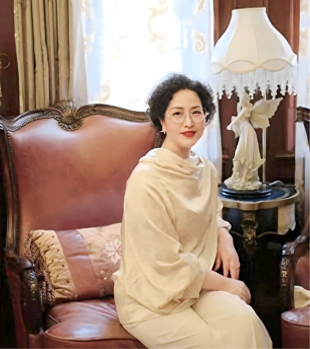 Đến tuổi nghỉ hưu tôi mới thấm: Con cái không phải chỗ dựa, tiền mới là phao cứu sinh - Ảnh 1. Đến tuổi nghỉ hưu tôi mới thấm: Con cái không phải chỗ dựa, tiền mới là phao cứu sinh - Ảnh 1.