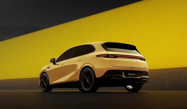 Gi&aacute; cả thị trường xe Hatchback sang chảnh chỉ từ 360 triệu đồng tại Việt Nam - Ảnh 4.