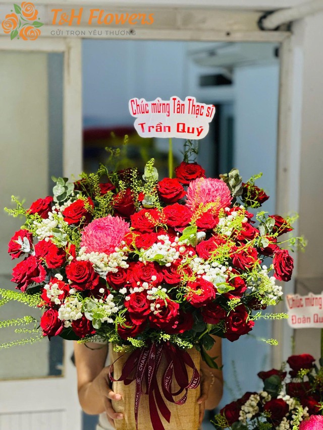 TH Flower nâng chuẩn ngành hoa bằng quy trình khép kín: Tươi hơn – đẹp hơn – nhanh hơn - Ảnh 1.