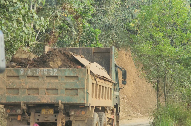 Th&aacute;i Nguy&ecirc;n: Bụi bặm v&agrave; nỗi lo &acirc;u của người d&acirc;n sống cạnh đường 259 - Ảnh 14.