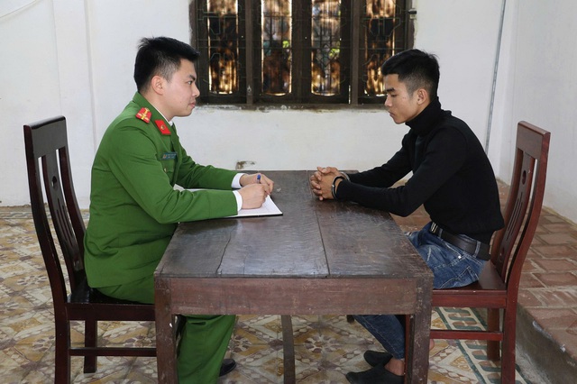 Bắt 2 đối tượng trộm c&aacute;p viễn th&ocirc;ng g&acirc;y thiệt hại gần 1 tỷ đồng tại Nghệ An - Ảnh 2.