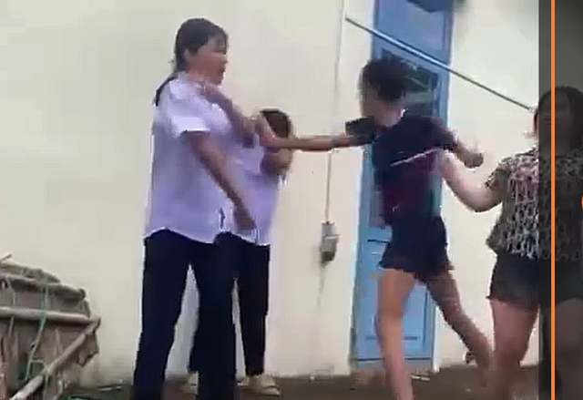 Lại xảy ra việc nữ sinh lớp 8 bị đ&aacute;nh hội đồng phải nhập viện - Ảnh 1.