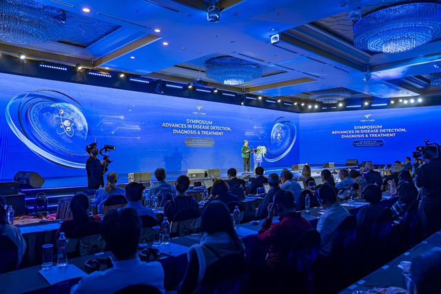 Nhà khoa học VinFuture hé lộ 'vũ khí của tương lai' trong cuộc đối đầu với kháng kháng sinh và ung thư - Ảnh 3.