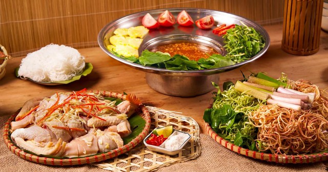 Cách nấu lẩu gà chua cay, thơm ngon cho mùa đông ấm áp - Ảnh 2. Cách nấu lẩu gà chua cay, thơm ngon cho mùa đông ấm áp - Ảnh 2.