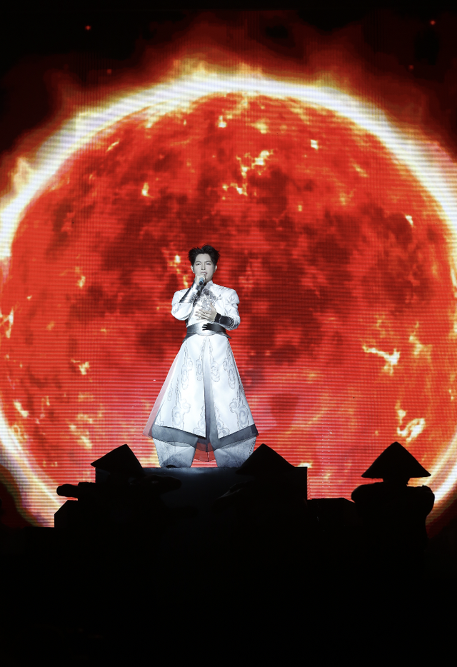 Countdown 2026: Đức Phúc mang đến phiên bản mới ' Phù Đổng Thiên Vương ' ấn tượng - Ảnh 5. Countdown 2026: Đức Phúc mang đến phiên bản mới ' Phù Đổng Thiên Vương ' ấn tượng - Ảnh 5.