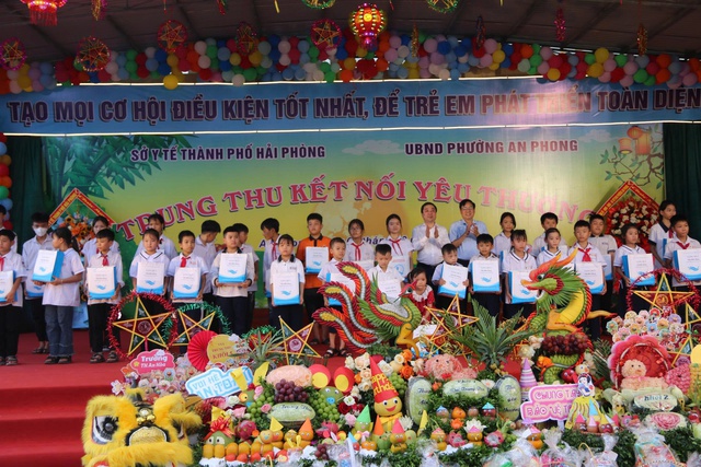 6 sự kiện nổi bật của công tác dân số và trẻ em thành phố Hải Phòng năm 2025 - Ảnh 4. 6 sự kiện nổi bật của công tác dân số và trẻ em thành phố Hải Phòng năm 2025 - Ảnh 4.