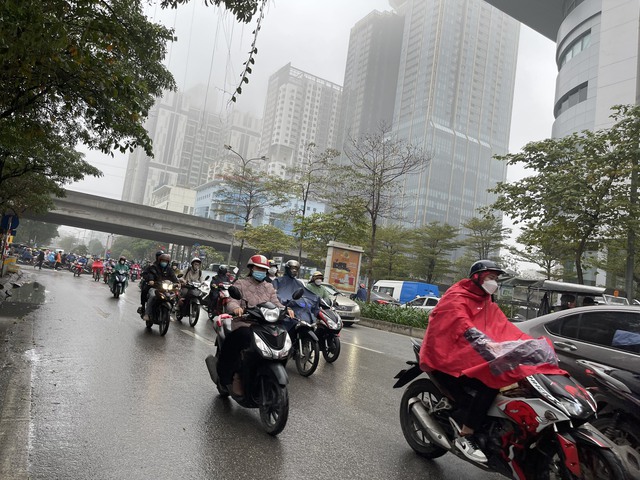 Tin s&aacute;ng 1/1/2026: Lộ diện linh vật ngựa đầu ti&ecirc;n Tết B&iacute;nh Ngọ; kh&ocirc;ng kh&iacute; lạnh rất mạnh ảnh hưởng to&agrave;n miền Bắc, miền Trung mưa to - Ảnh 2.