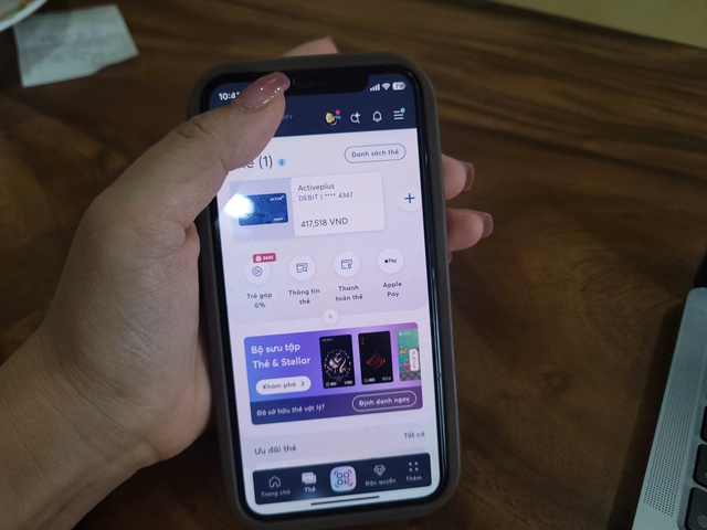 Ngân hàng thu phí tài khoản: Bảo vệ người tiêu dùng tránh bị ' móc túi ' - Ảnh 2. Ngân hàng thu phí tài khoản: Bảo vệ người tiêu dùng tránh bị ' móc túi ' - Ảnh 2.