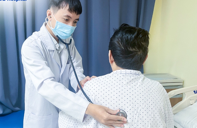 Căn bệnh gây nguy cơ đột quỵ cao gấp 5-7 lần người khác, ai có dấu hiệu này cần cảnh giác - Ảnh 1.