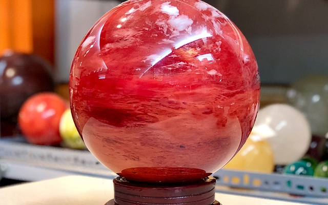 Vật phẩm phong thủy giúp tăng tài lộc khi đặt trên bàn làm việc tại nhà - Ảnh 3.