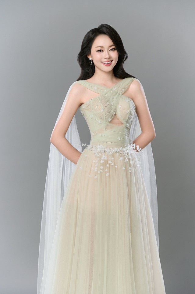 2 Nữ sinh Hải Phòng vào top Miss World Vietnam 2025 với tài năng và nhan sắc - Ảnh 10. 2 Nữ sinh Hải Phòng vào top Miss World Vietnam 2025 với tài năng và nhan sắc - Ảnh 10.