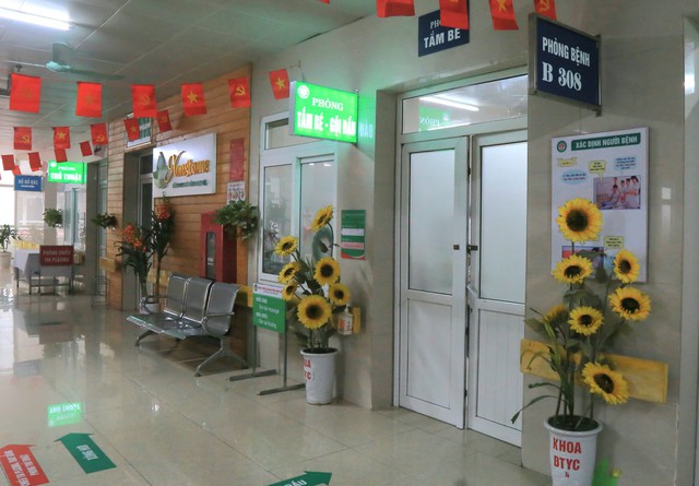 Thâm nhập ca mổ lấy thai tại Ninh Bình: Hành trình đưa ' thiên thần ' ra đời - Ảnh 9. Thâm nhập ca mổ lấy thai tại Ninh Bình: Hành trình đưa ' thiên thần ' ra đời - Ảnh 9.